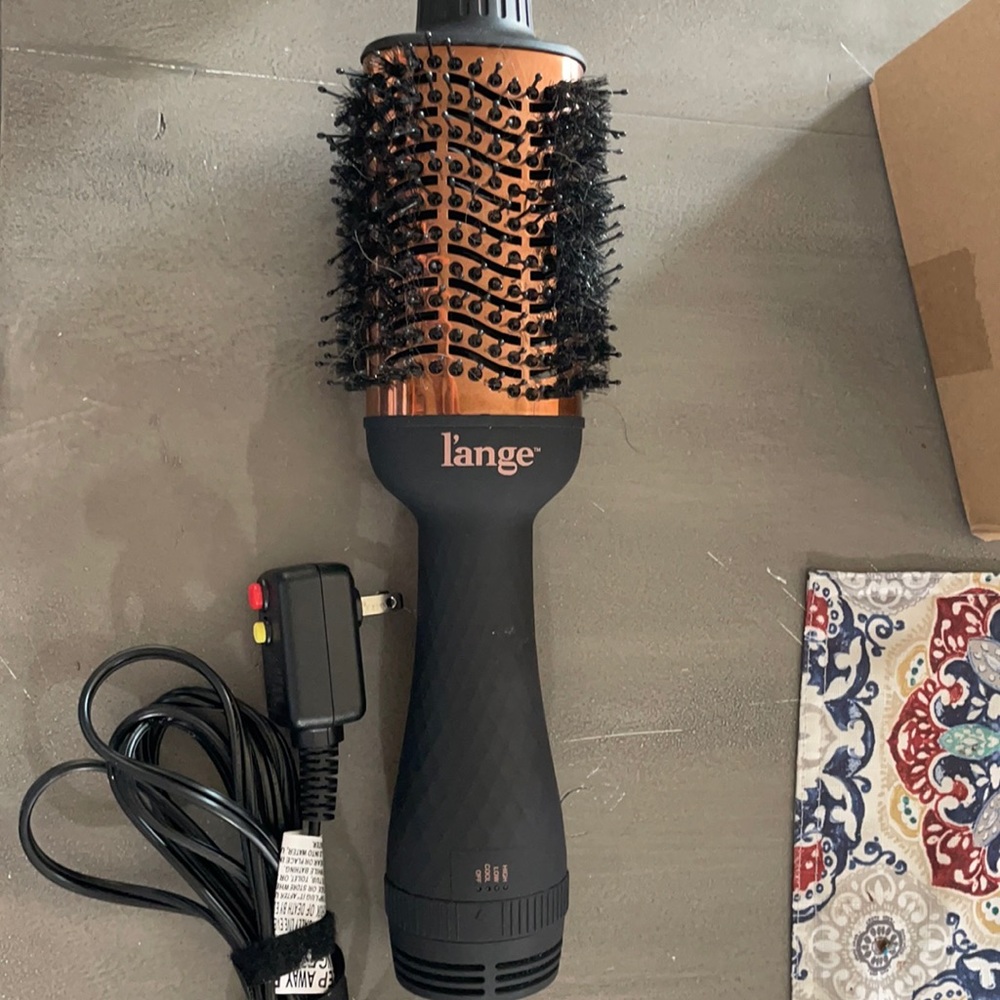 Lange 2-in-1 Volumizing Brush Dryer